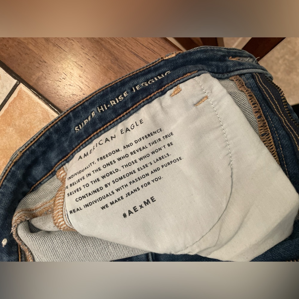 High Rise Jeans - Picture 3 of 6